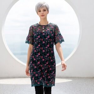 MOULINETTE SOEURS Anthropoligie Embroidered Mesh Lace Floral Tunic Sheer